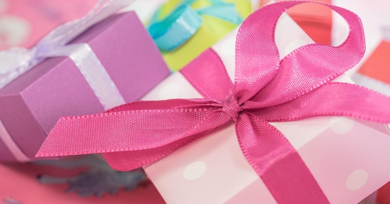 Cadeau anniversaire original pour homme en Suisse : 15 idées qui marquent