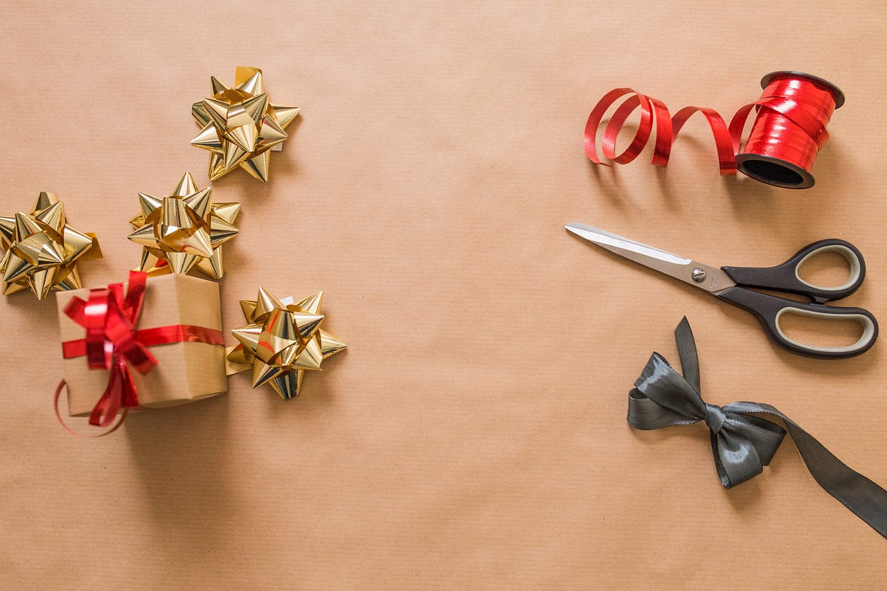 Cadeaux qui favorisent l’éveil des sens chez le bébé