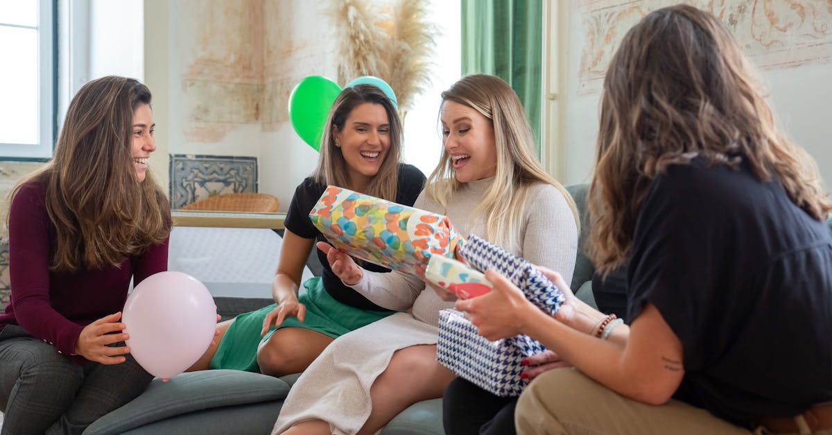 Cadeaux colorés : des idées originales pour égayer vos fêtes