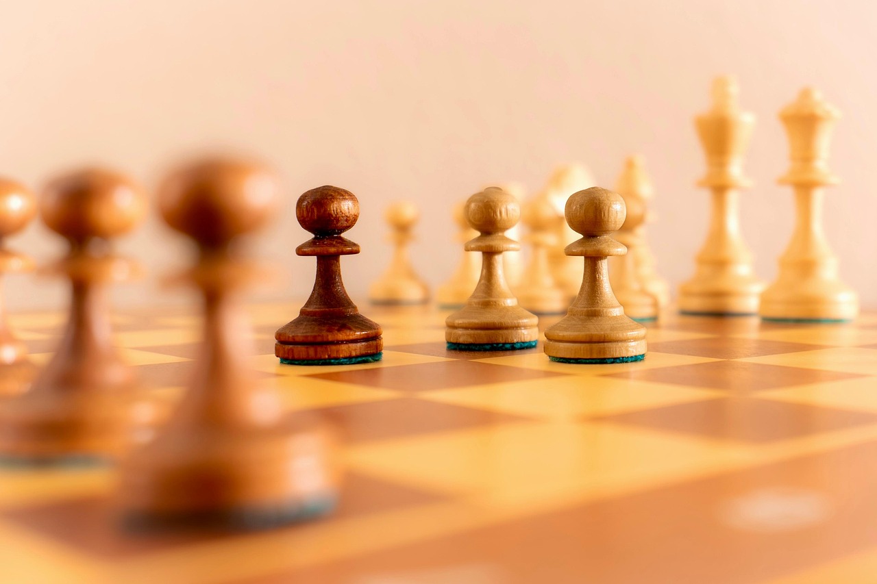 découvrez notre sélection de jeux de société familiaux qui réunissent petits et grands autour de moments de convivialité. amusez-vous tout en développant votre stratégie et vos compétences, le tout dans la joie et la bonne humeur!