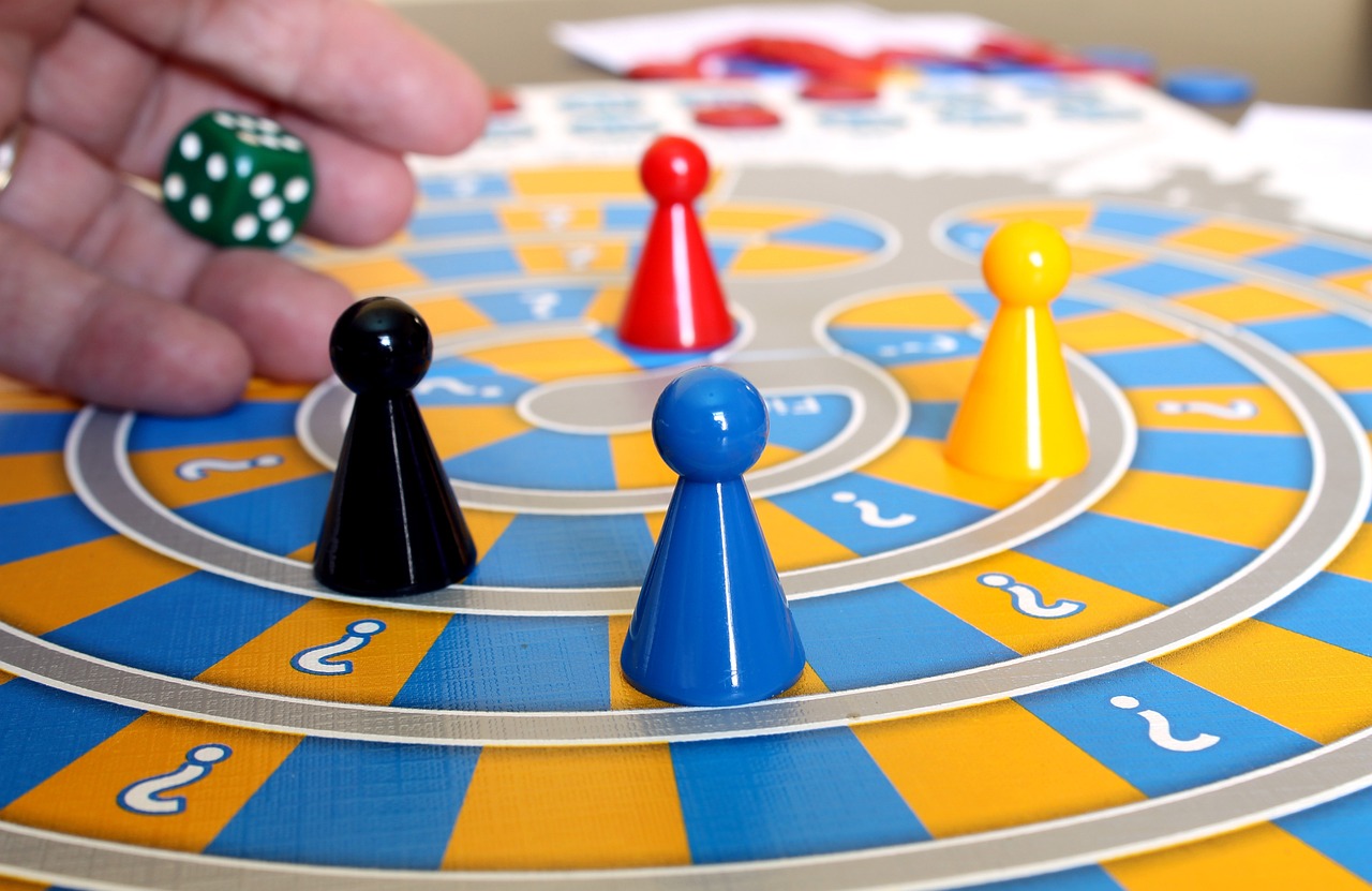découvrez notre sélection de jeux de société familiaux, parfaits pour réunir petits et grands autour de moments de plaisir et de complicité. amusement garanti pour tous les âges!