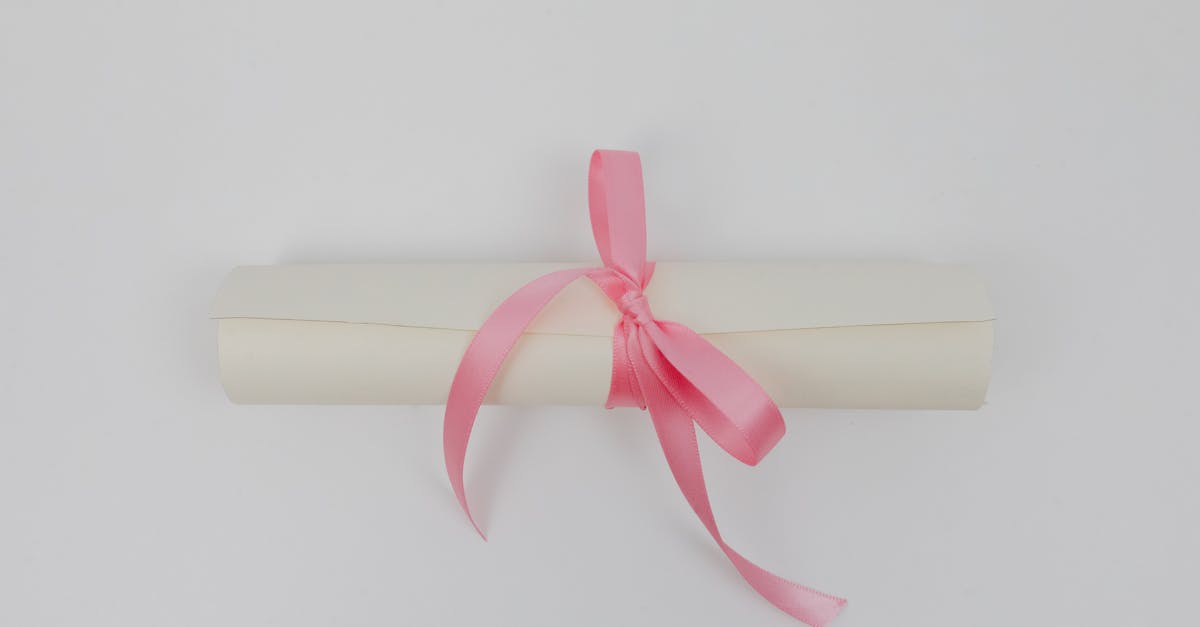 découvrez notre sélection unique de cadeaux de graduation pour célébrer ce moment spécial. que ce soit pour un étudiant en recherche d'inspiration ou pour marquer une grande étape de la vie, trouvez le cadeau parfait qui combine originalité et sentiment.