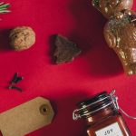 découvrez des cadeaux faits main uniques qui ajoutent une touche personnelle et authentique à toutes vos occasions. offrez des créations artisanales qui enchantent et émerveillent, parfaites pour ceux que vous aimez.