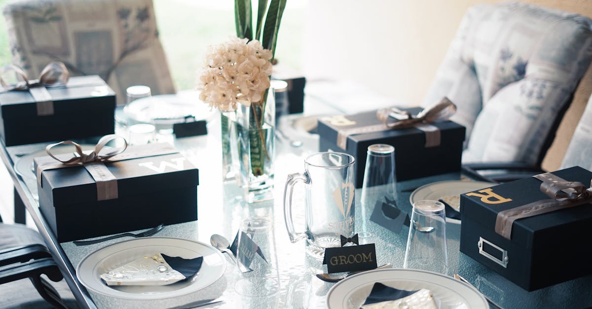 découvrez notre sélection exclusive de cadeaux de luxe, parfaits pour toutes les occasions. offrez une expérience inoubliable avec des produits haut de gamme, alliant élégance et raffinement. faites plaisir à vos proches avec des présents qui marient qualité et sophistication.