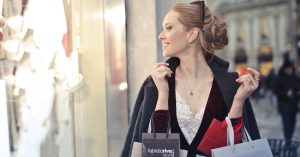 découvrez notre sélection exclusive de cadeaux de luxe, alliant élégance et sophistication pour toutes les occasions. faites plaisir à vos proches avec des articles raffinés et uniques qui marqueront les esprits.