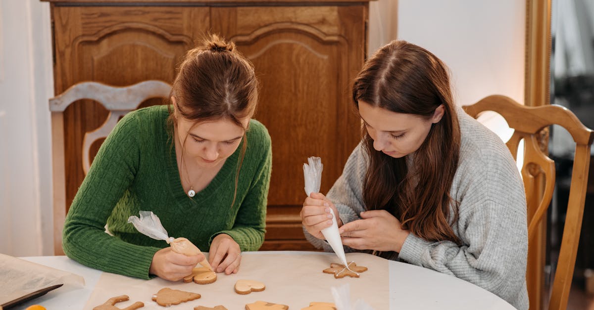 découvrez notre sélection de cadeaux de cuisine uniques et pratiques, parfaits pour les passionnés de cuisine. que ce soit pour un anniversaire, une fête ou une occasion spéciale, trouvez le cadeau idéal qui éveillera la créativité culinaire de vos proches.