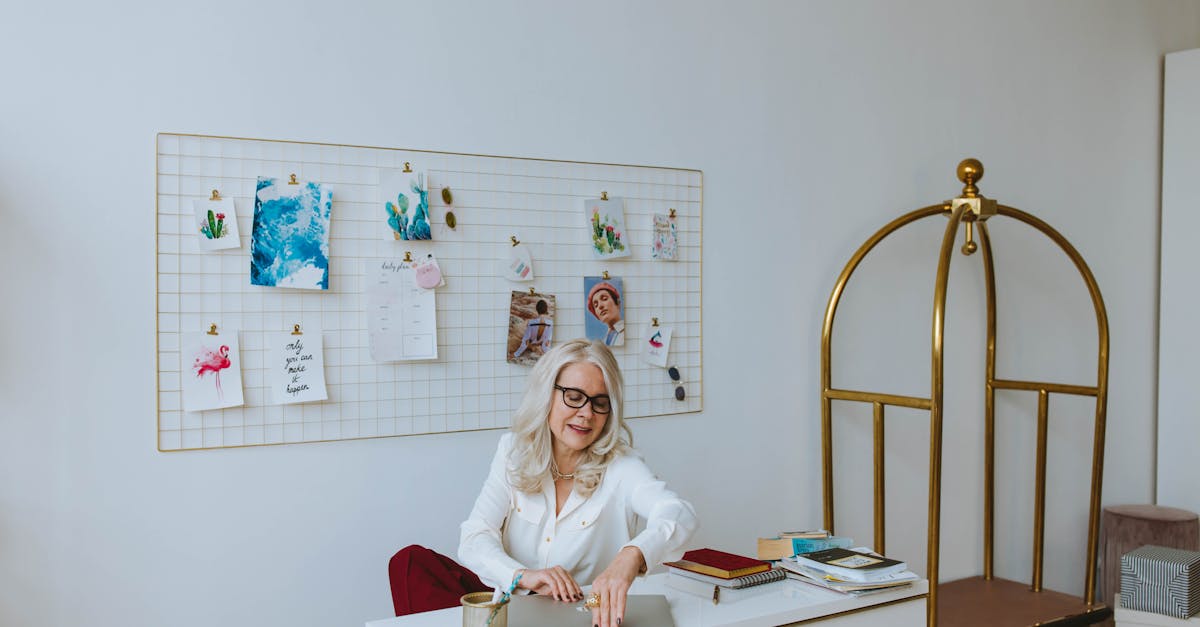 découvrez notre sélection de cadeaux inspirants pour réjouir vos proches. que ce soit pour un anniversaire, une occasion spéciale ou simplement pour faire plaisir, nos idées de cadeaux uniques stimuleront créativité et motivation. offrez du bonheur avec des présents qui résonnent !