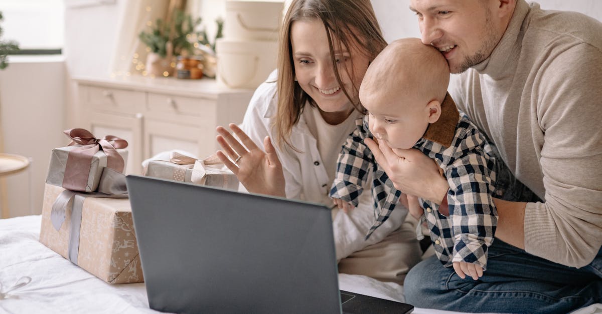 découvrez notre sélection des meilleurs cadeaux high-tech pour tous les passionnés de technologie. que ce soit pour un anniversaire, noël ou toute autre occasion, trouvez l'inspiration avec des gadgets innovants et des accessoires indispensables qui raviront les amateurs de tech.