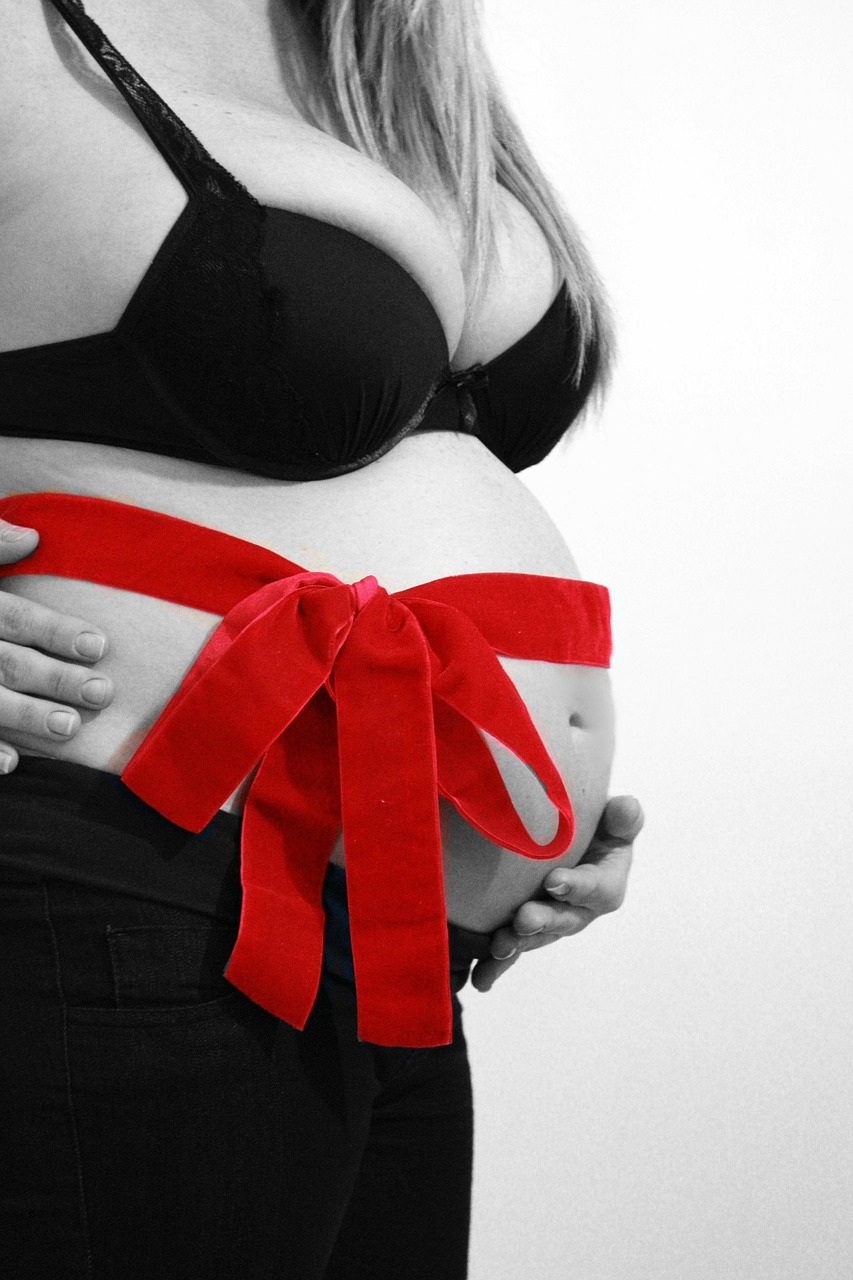d&eacute;couvrez des id&eacute;es cadeaux originales et attentionn&eacute;es pour femmes enceintes, parfaites pour c&eacute;l&eacute;brer la grossesse et apporter confort et bonheur.